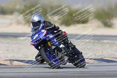 media/Jan-15-2026-Racers Edge (Thu) [[dfebeb70ab]]/3-B Group/Session 4 (Turn 5)/